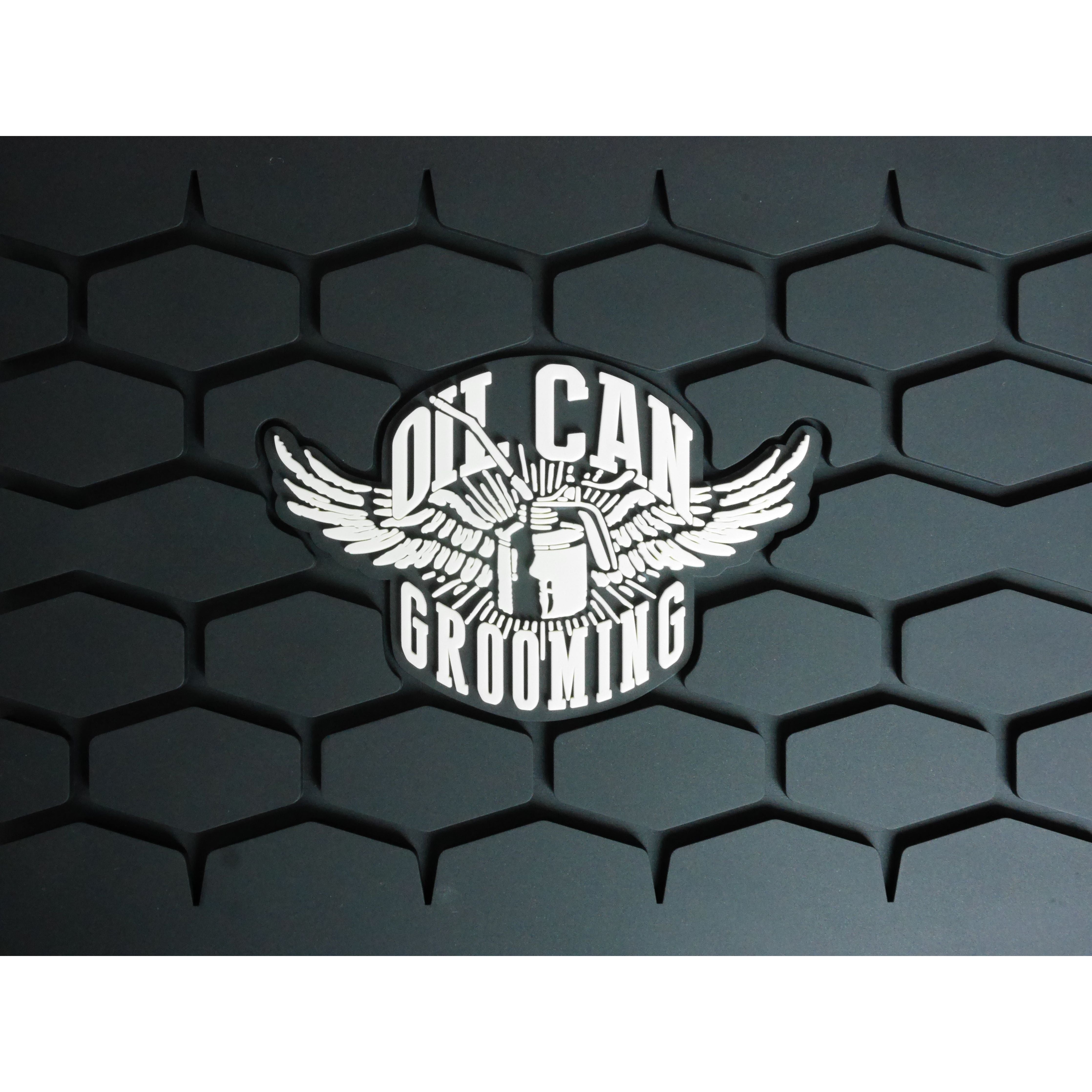 Oil Can Grooming Tool Mat